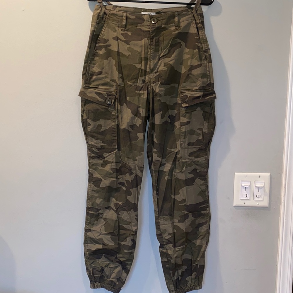 Garage Camouflage Jogger Cuff Pants Size 5
